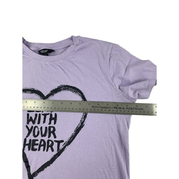 Simply Vera Vera Wang Purple "Lead With Your Heart" T-Shirt Size Small - Picture 6 of 9